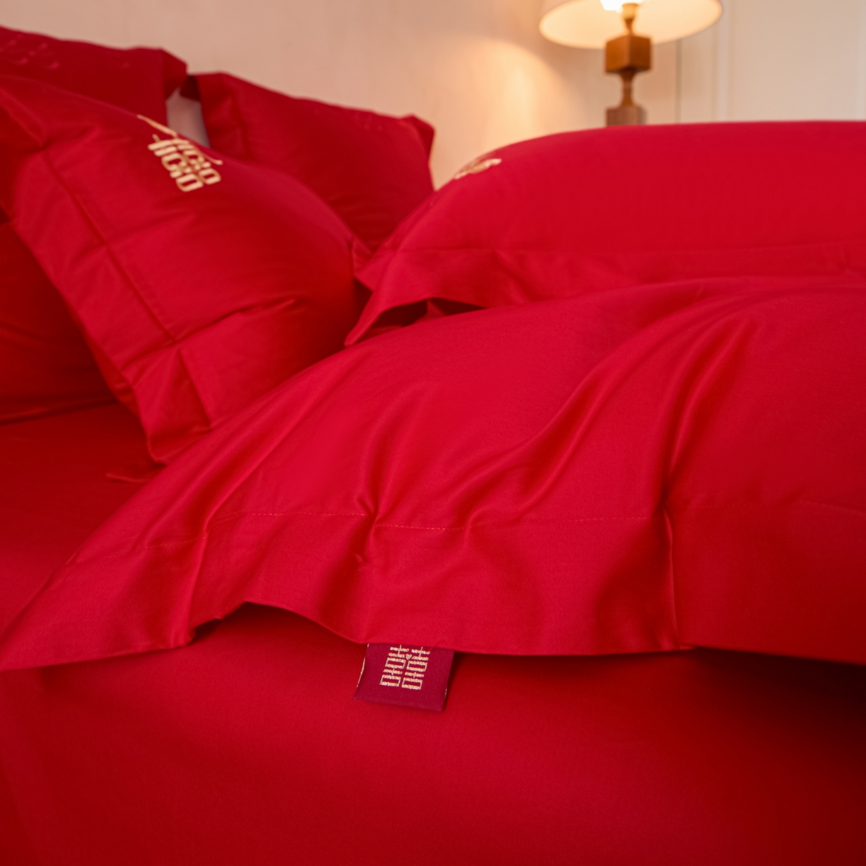 91家纺网 家纺一手货源 找家纺 东方合美（原：皇家传奇） 2026新款长绒棉轻奢婚庆四件套 优雅玫瑰