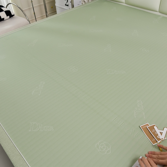 91家纺网 家纺一手货源 找家纺 小牛席业 2026新款迪恩冷感豆豆席凉席席子系列 迪恩冷感豆豆席-绿色