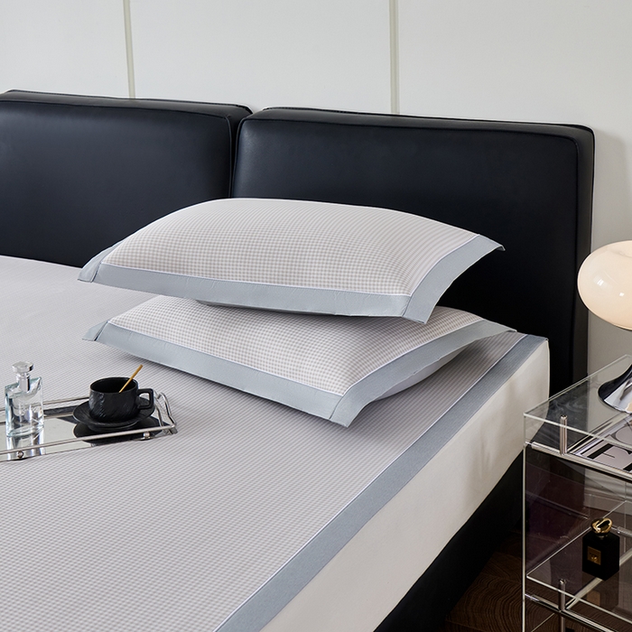 91家纺网 家纺一手货源 找家纺 小牛席业 2026新款腊肠狗绣花凉感冰丝席凉席席子 腊肠狗-香槟