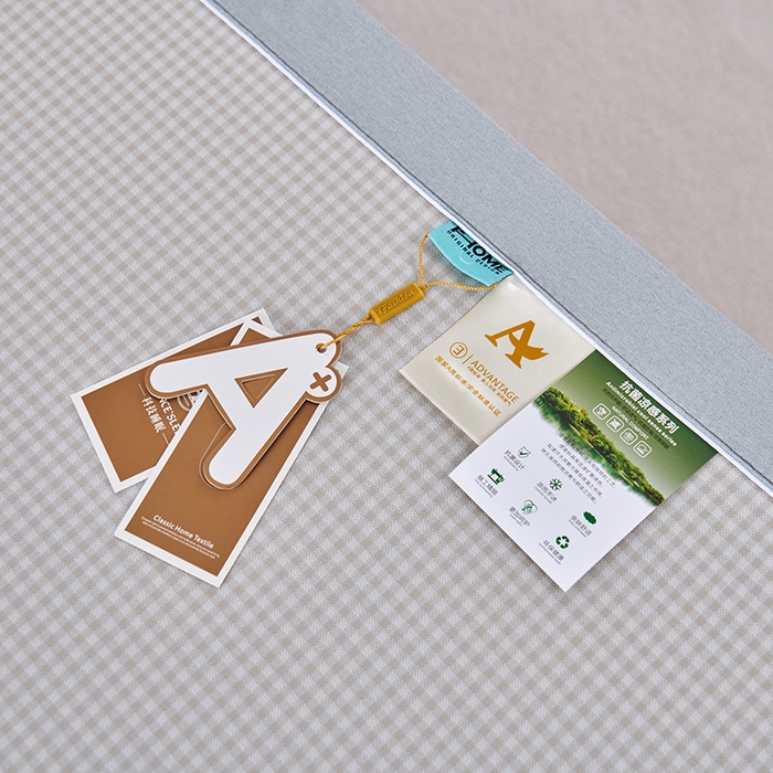 91家纺网 家纺一手货源 找家纺 小牛席业 2026新款腊肠狗绣花凉感冰丝席凉席席子 腊肠狗-香槟