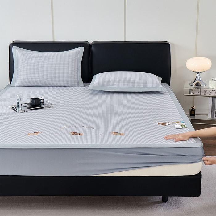 小牛席业 2026新款腊肠狗绣花凉感冰丝席凉席席子-床笠款 腊肠狗-灰色