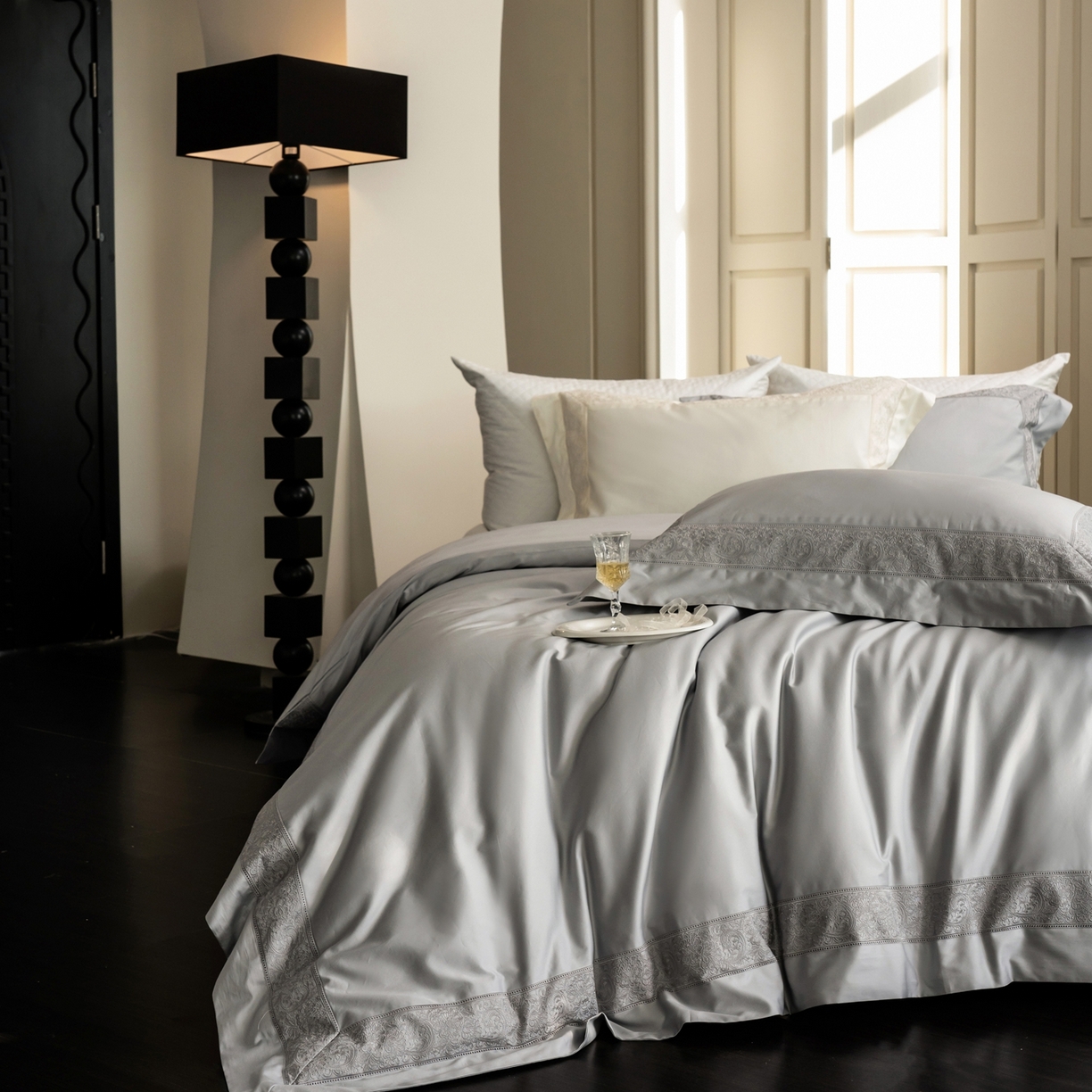 91家纺网 家纺一手货源 找家纺 （总）馨蕊家居 2026新款100S全棉纯棉高定高精密刺绣四件套-兰芙