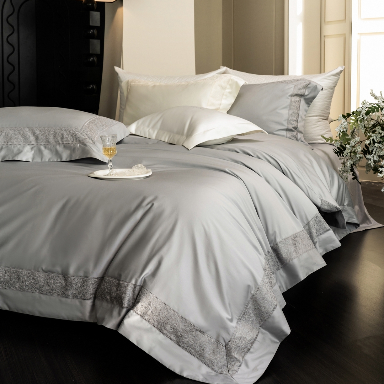 91家纺网 家纺一手货源 找家纺 （总）馨蕊家居 2026新款100S全棉纯棉高定高精密刺绣四件套-兰芙