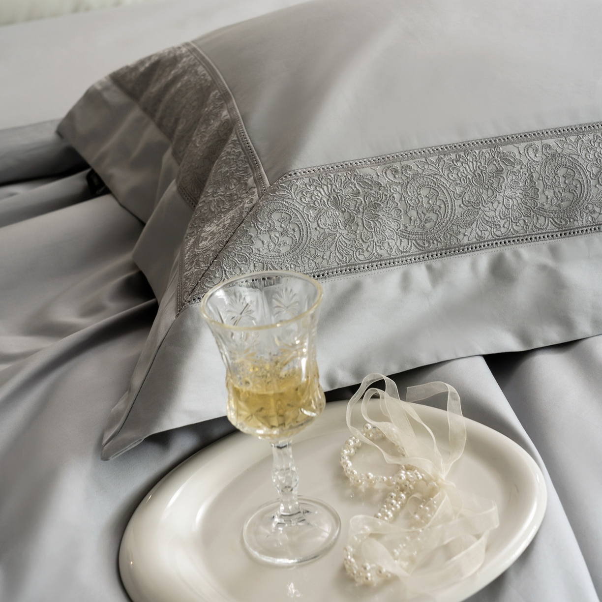 91家纺网 家纺一手货源 找家纺 （总）馨蕊家居 2026新款100S全棉纯棉高定高精密刺绣四件套-兰芙