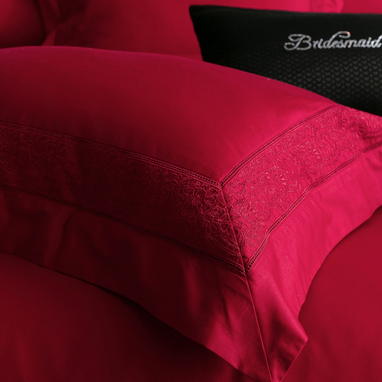 91家纺网 家纺一手货源 找家纺 馨蕊家居 2026新款100S全棉纯棉高定高精密刺绣四件套-兰芙 兰芙-温莎红