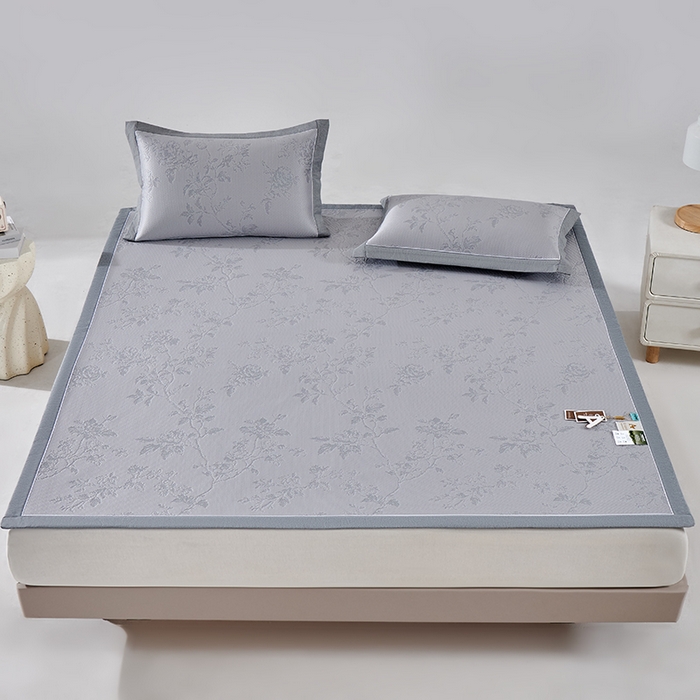 91家纺网 家纺一手货源 找家纺 小牛席业 2026新款牡丹花蔓冷感豆豆席凉席席子 牡丹花蔓-灰色