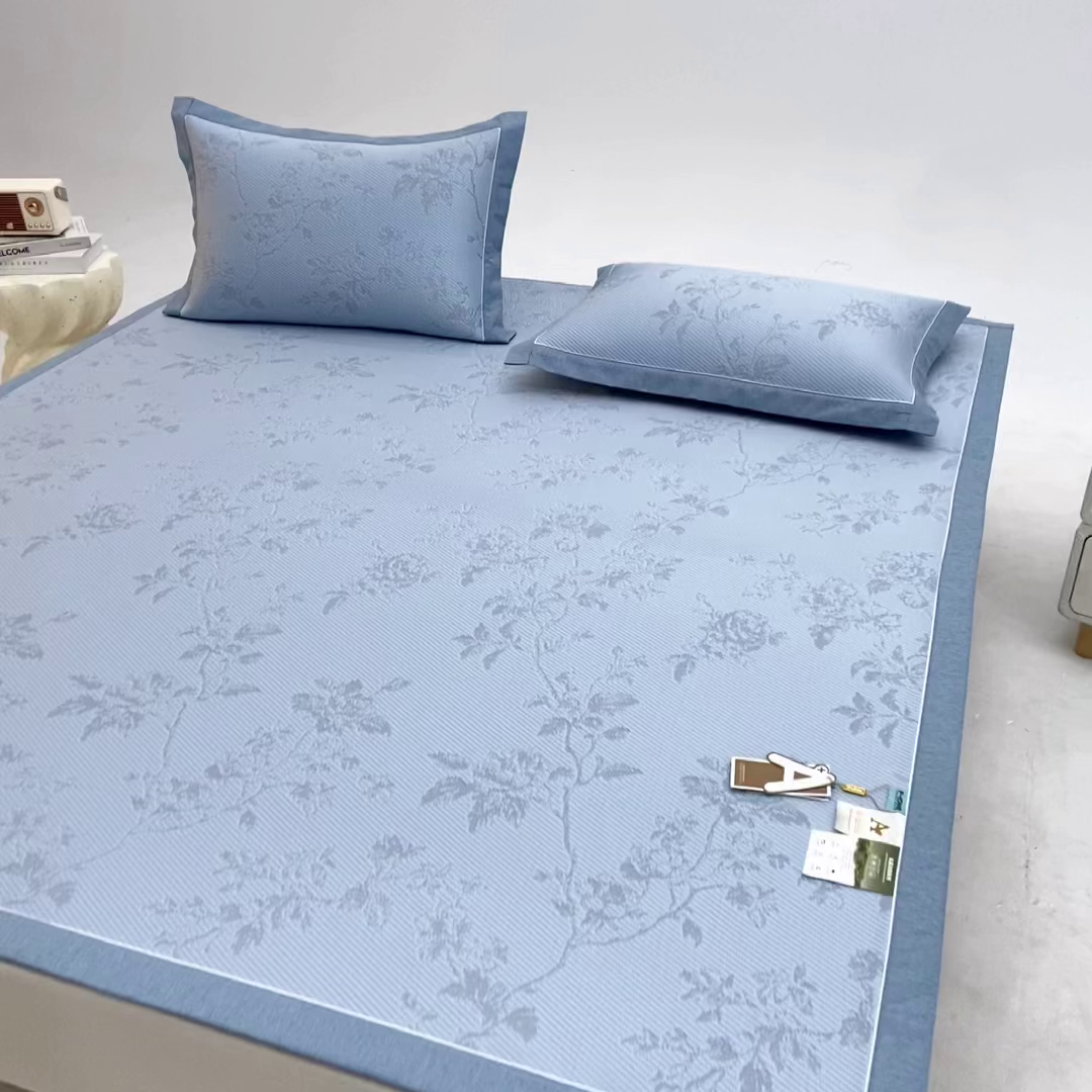 91家纺网 家纺一手货源 找家纺 小牛席业 2026新款牡丹花蔓冷感豆豆席凉席席子 牡丹花蔓-蓝色