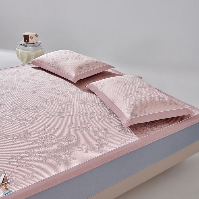 91家纺网 家纺一手货源 找家纺 小牛席业 2026新款牡丹花蔓冷感豆豆席凉席席子-床笠款 牡丹花蔓-粉色