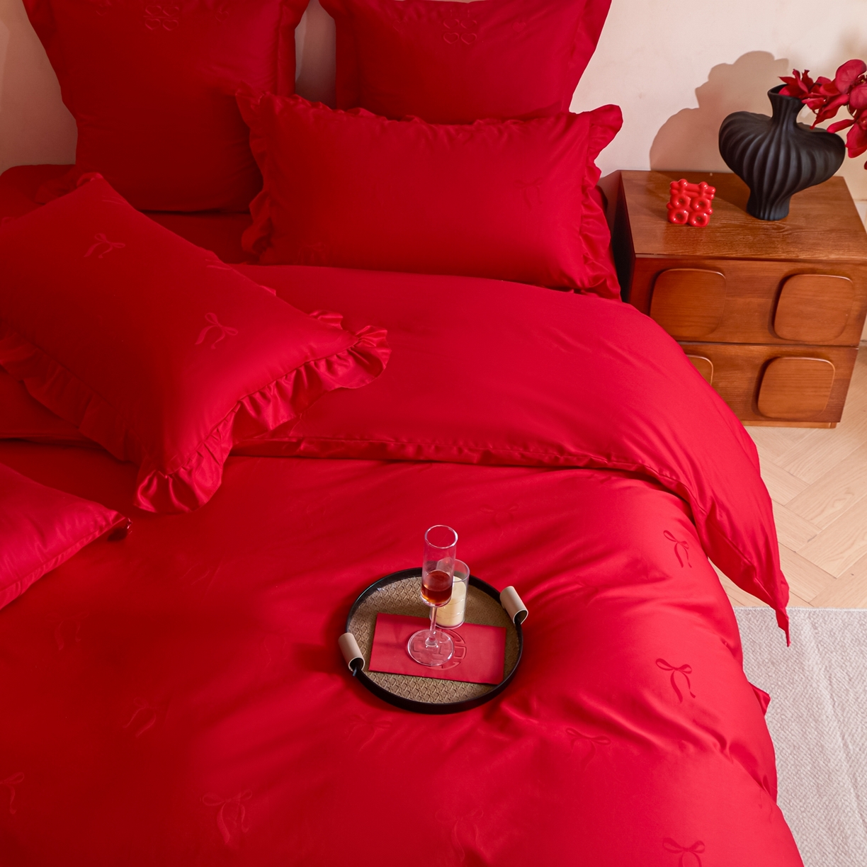 91家纺网 家纺一手货源 找家纺 东方合美（原：皇家传奇） 2026新款长绒棉轻奢婚庆四件套 蝴蝶结花边