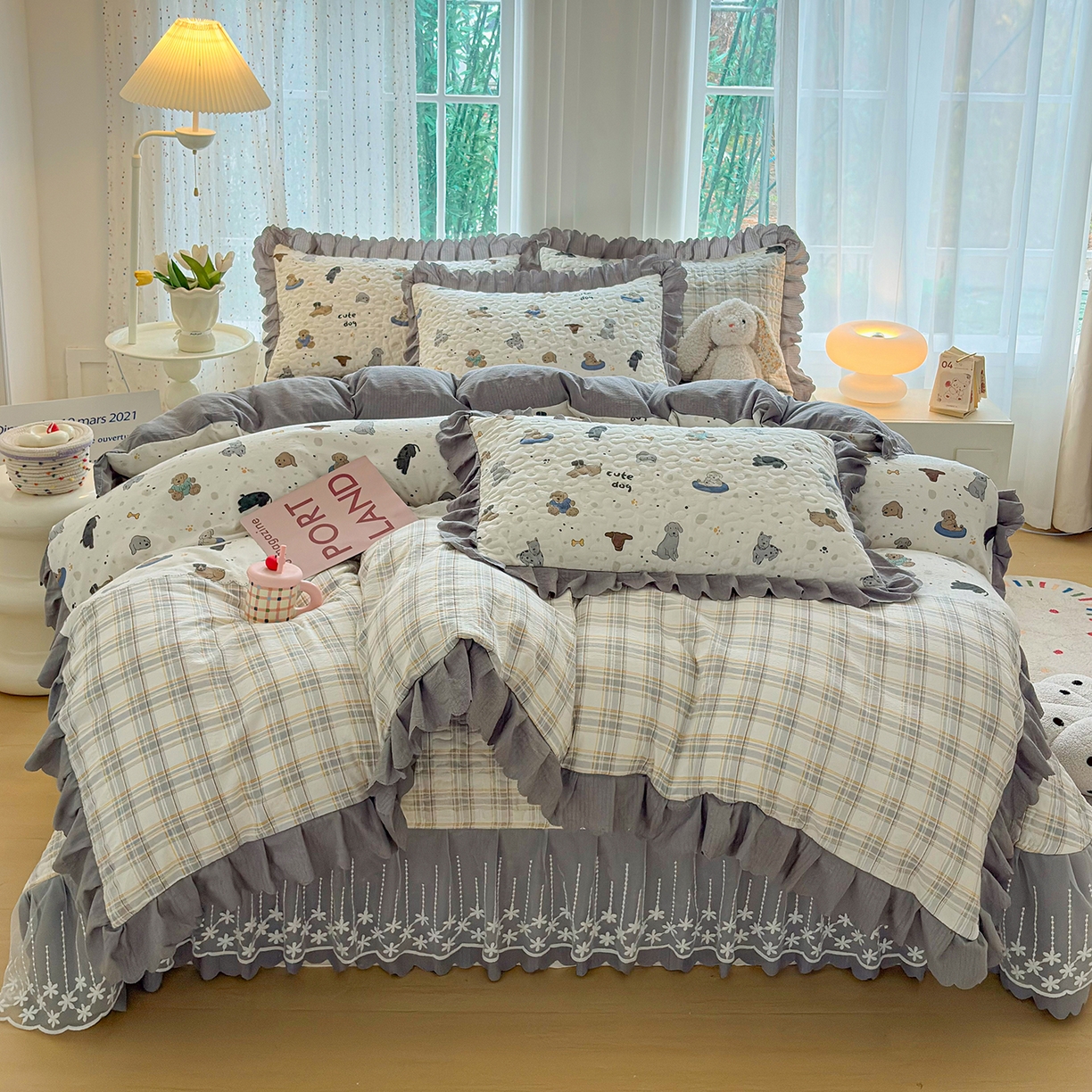 绒耀家纺 2026春夏直播爆款泡芙棉云感双层纱皱皱纱韩式花边床盖四件套 旺旺大队