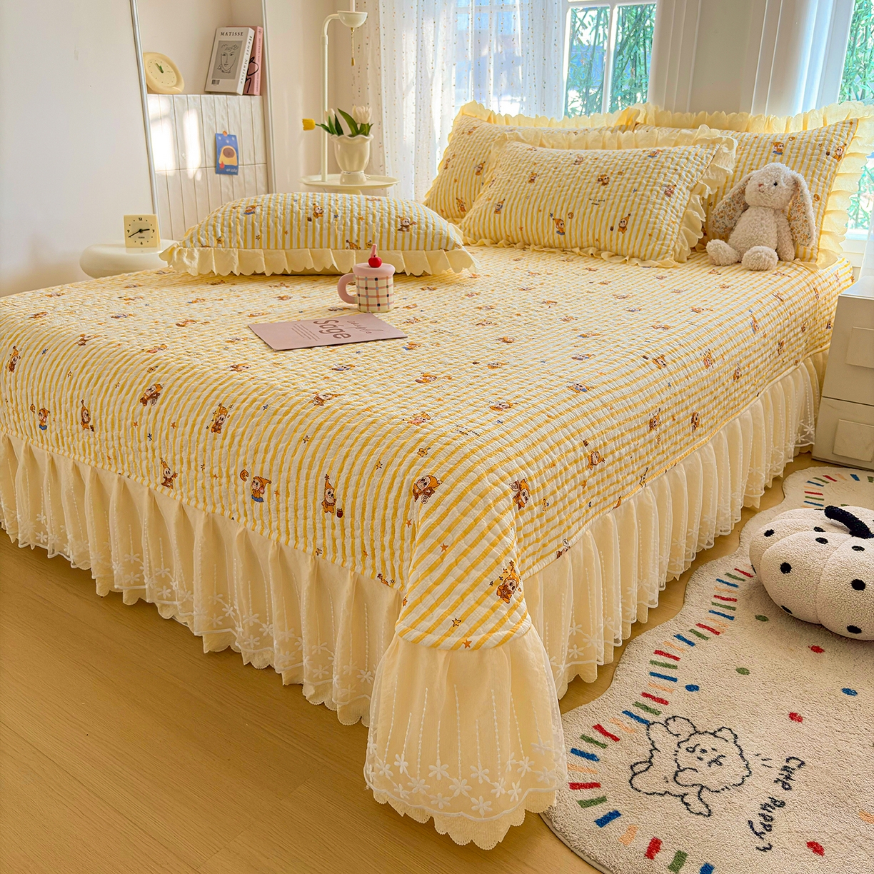 91家纺网 家纺一手货源 找家纺 绒耀家纺 2026春夏直播爆款泡芙棉云感双层纱皱皱纱韩式花边床盖四件套 星星人