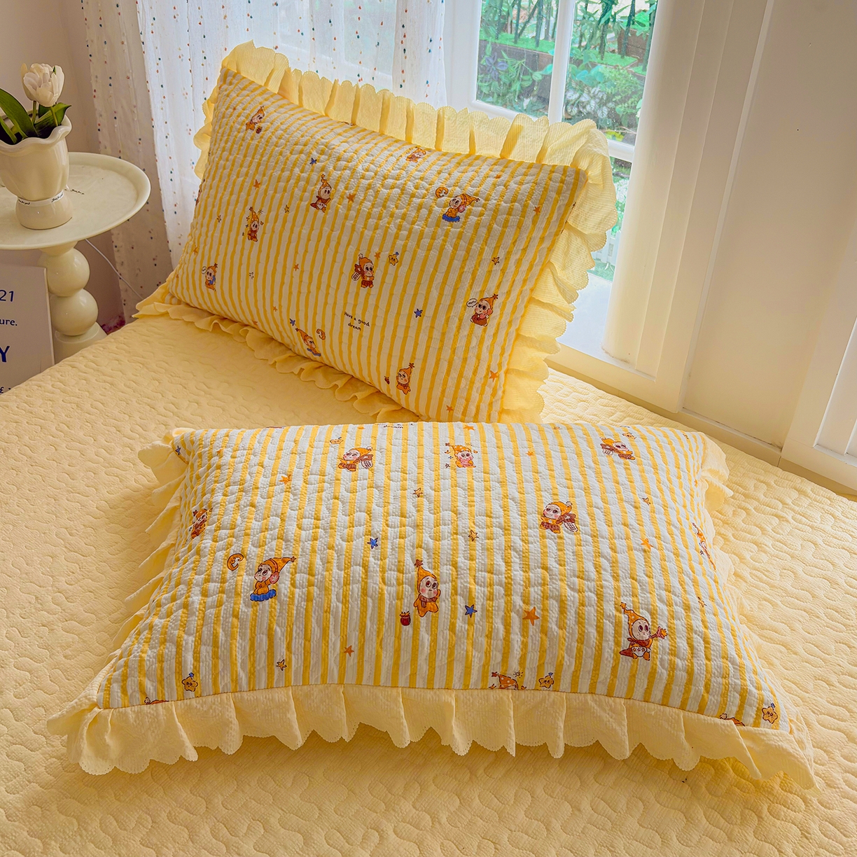 91家纺网 家纺一手货源 找家纺 绒耀家纺 2026春夏直播爆款泡芙棉云感双层纱皱皱纱韩式花边床盖四件套 星星人-AB