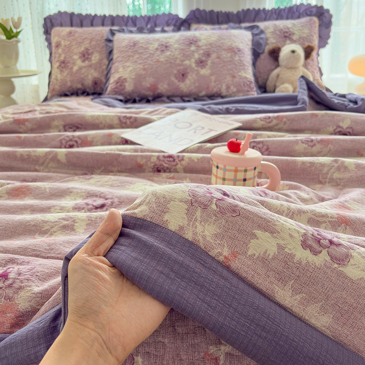 91家纺网 家纺一手货源 找家纺 绒耀家纺 2026春夏直播爆款泡芙棉云感双层纱皱皱纱韩式花边床盖四件套 紫魅