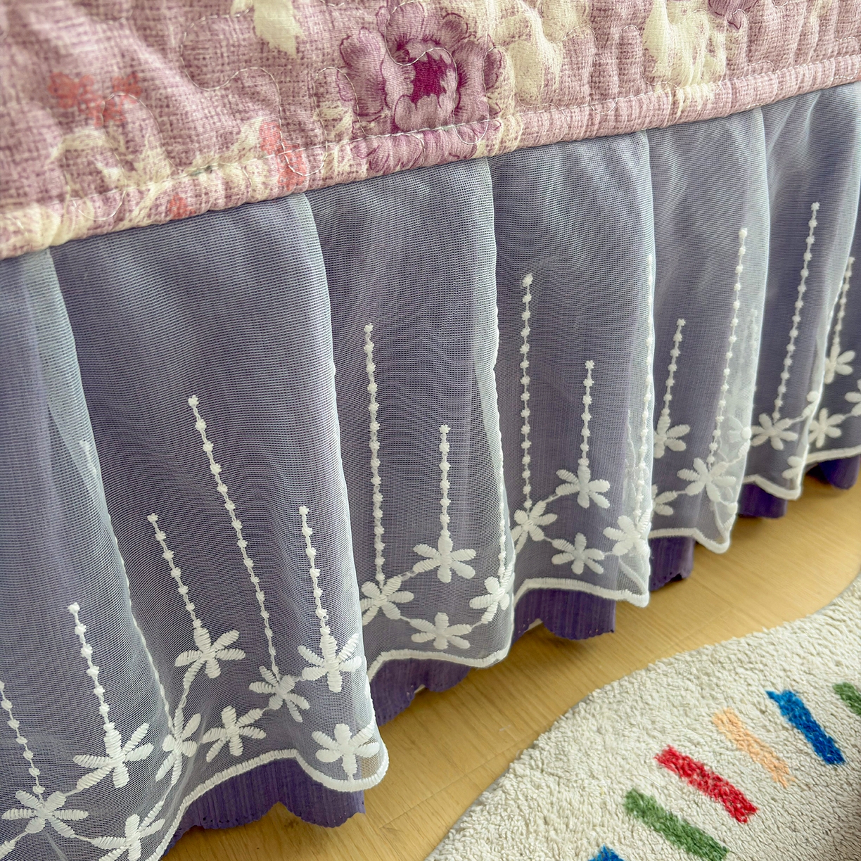 91家纺网 家纺一手货源 找家纺 绒耀家纺 2026春夏直播爆款泡芙棉云感双层纱皱皱纱韩式花边床盖四件套 紫魅