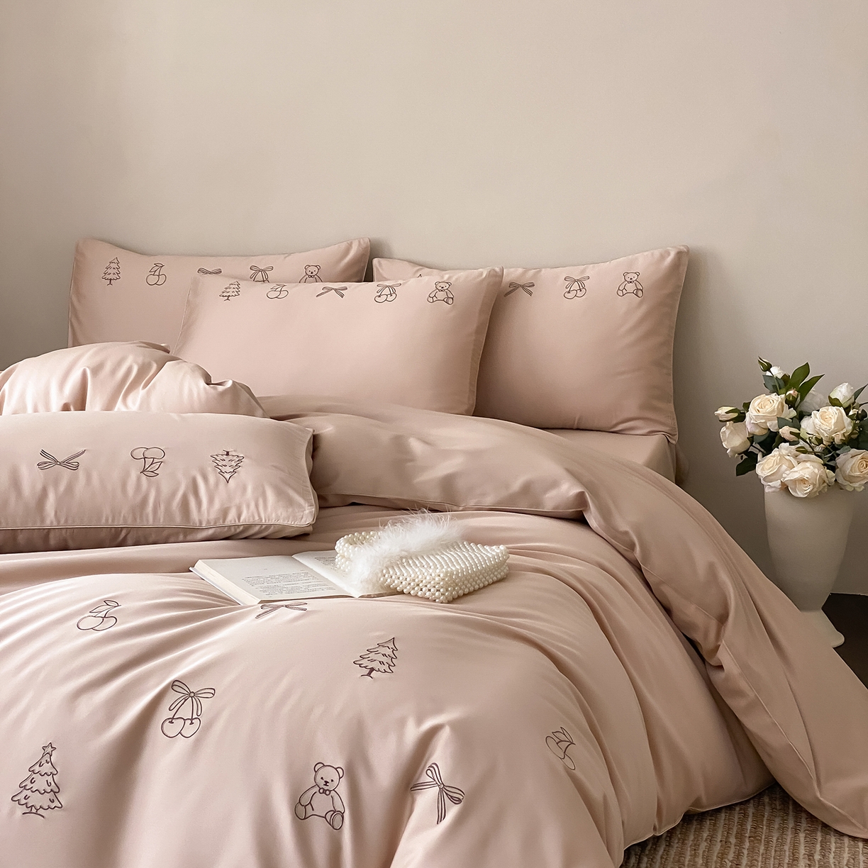 91家纺网 家纺一手货源 找家纺 曼布缇 2026新款长绒棉四件套-青春记忆（会员-20，券后308起） 青春记忆-香槟咖