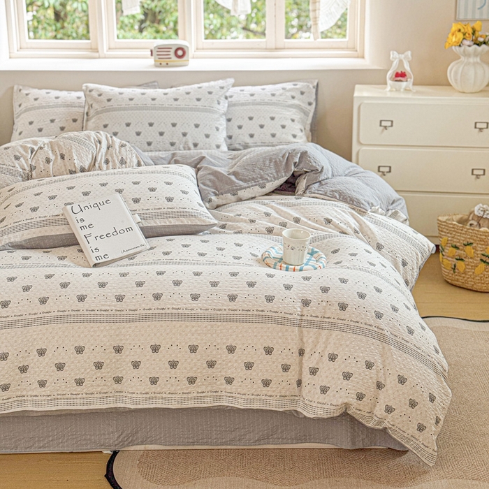 91家纺网 家纺一手货源 找家纺 桔禾家纺 2026春夏新款小清新A类超柔泡芙棉泡泡纱双层纱四件套 蝶语