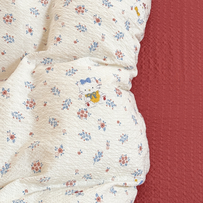 91家纺网 家纺一手货源 找家纺 桔禾家纺 2026春夏新款小清新A类超柔泡芙棉泡泡纱双层纱四件套 花町软猫