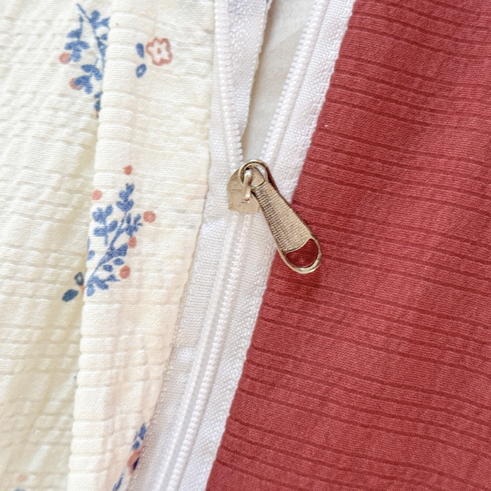 91家纺网 家纺一手货源 找家纺 桔禾家纺 2026春夏新款小清新A类超柔泡芙棉泡泡纱双层纱四件套 花町软猫