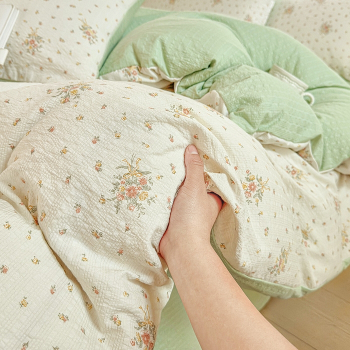 91家纺网 家纺一手货源 找家纺 桔禾家纺 2026春夏新款小清新A类超柔泡芙棉泡泡纱双层纱四件套 花枝梦