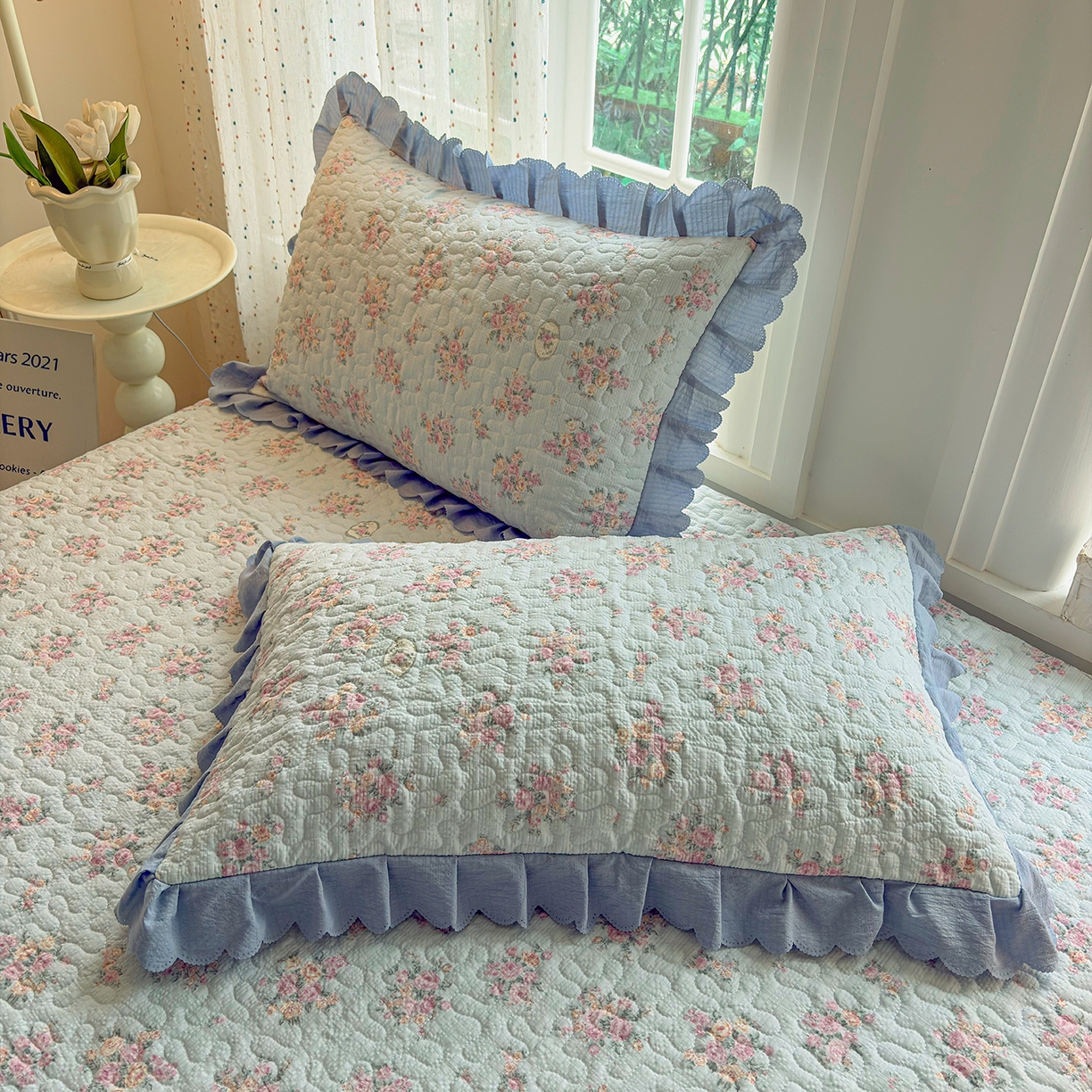 91家纺网 家纺一手货源 找家纺 绒耀家纺 2026春夏直播爆款泡芙棉云感双层纱皱皱纱韩式花边夏被四件套 春天里