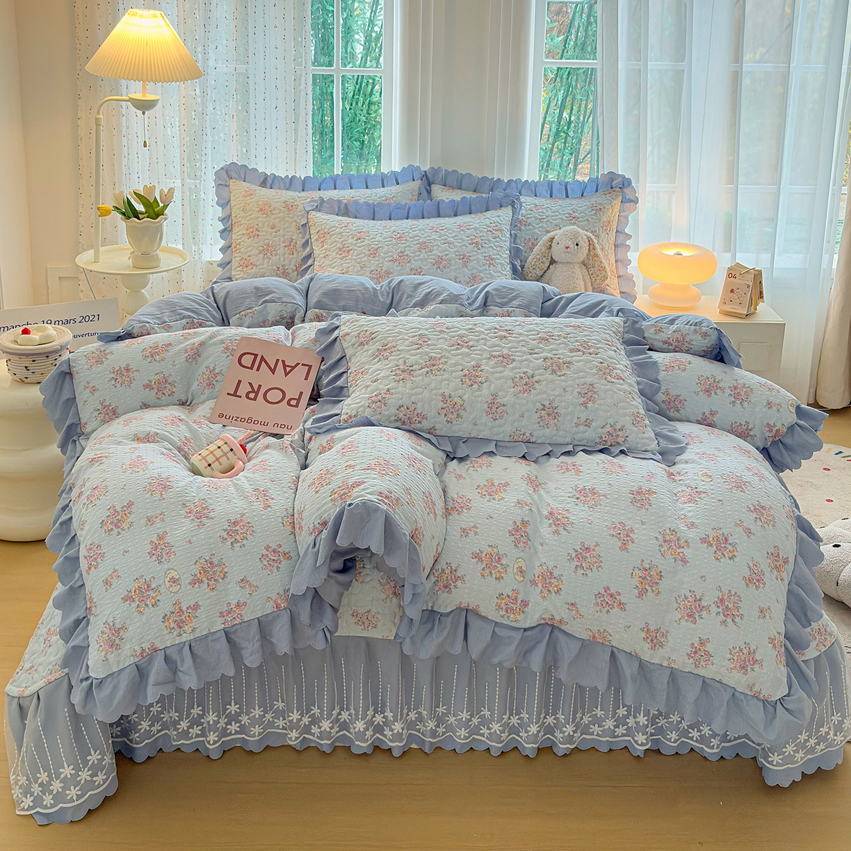 91家纺网 家纺一手货源 找家纺 绒耀家纺 2026春夏直播爆款泡芙棉云感双层纱皱皱纱韩式花边夏被四件套 春天里