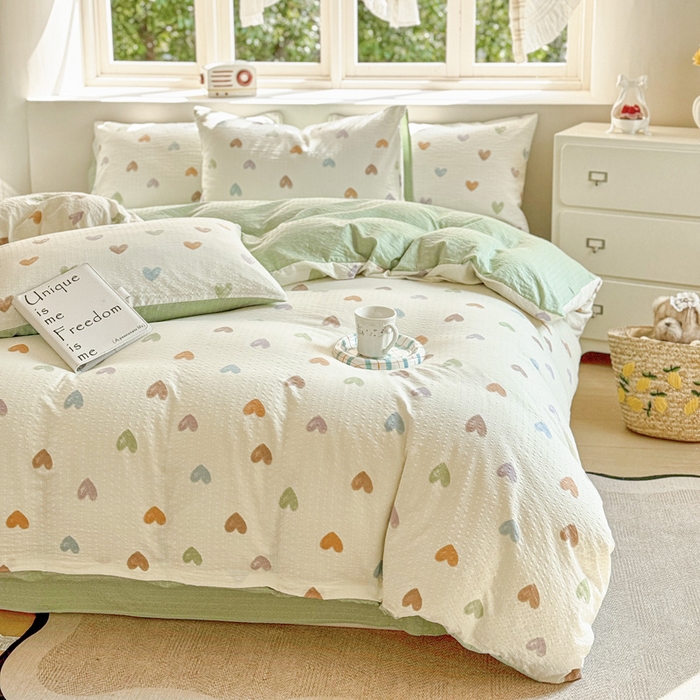 91家纺网 家纺一手货源 找家纺 桔禾家纺 2026春夏新款小清新A类超柔泡芙棉泡泡纱双层纱四件套 马卡龙爱心