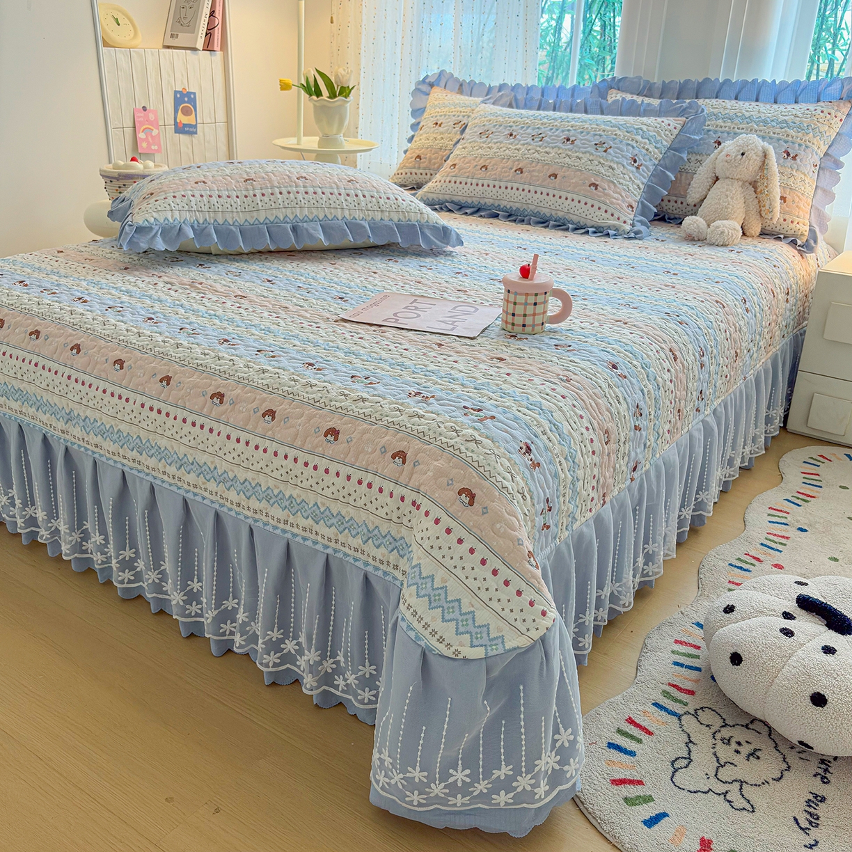 91家纺网 家纺一手货源 找家纺 绒耀家纺 2026春夏直播爆款泡芙棉云感双层纱皱皱纱韩式花边夏被四件套 费尔岛狗狗