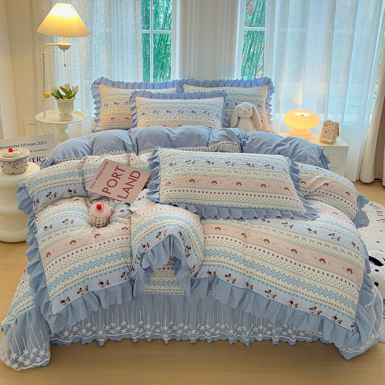 91家纺网 家纺一手货源 找家纺 绒耀家纺 2026春夏直播爆款泡芙棉云感双层纱皱皱纱韩式花边夏被四件套 费尔岛狗狗