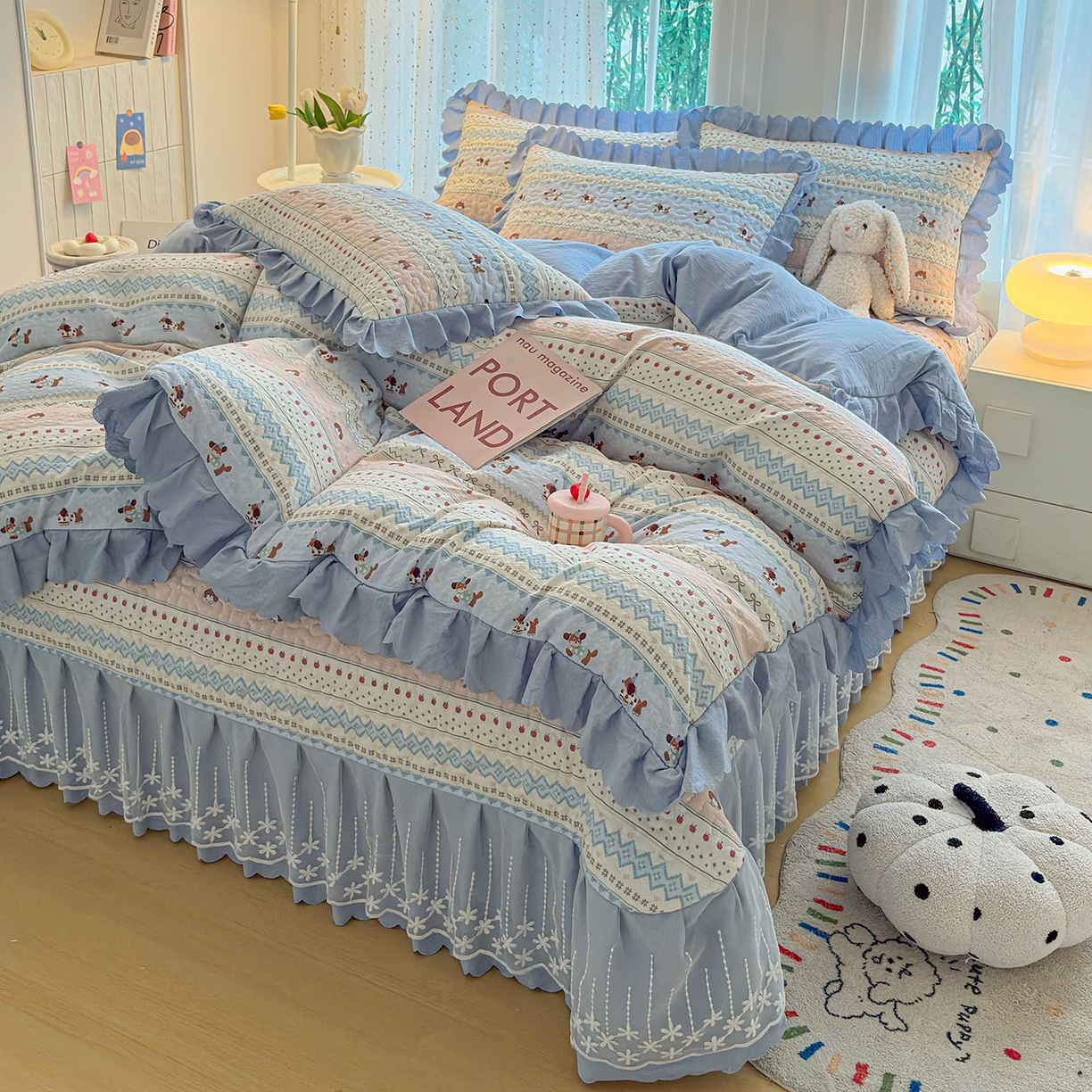 91家纺网 家纺一手货源 找家纺 绒耀家纺 2026春夏直播爆款泡芙棉云感双层纱皱皱纱韩式花边夏被四件套 费尔岛狗狗