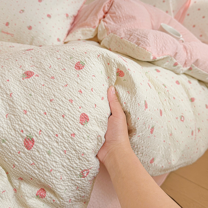 91家纺网 家纺一手货源 找家纺 桔禾家纺 2026春夏新款小清新A类超柔泡芙棉泡泡纱双层纱四件套 美莓果