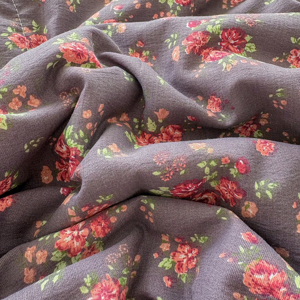 91家纺网 家纺一手货源 找家纺 绒耀家纺 2026春夏直播爆款泡芙棉云感双层纱皱皱纱韩式花边夏被四件套 花仙谷-AB