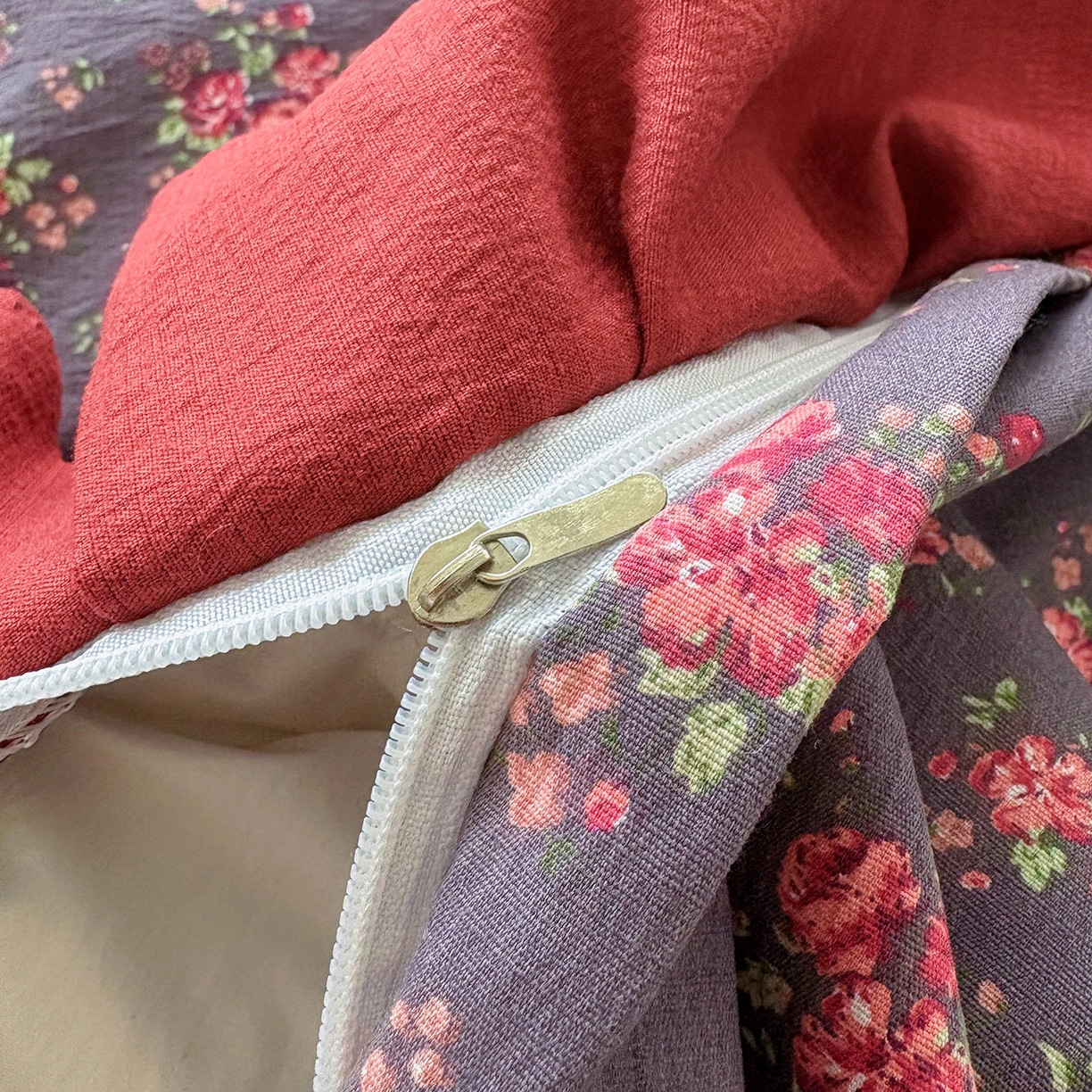 91家纺网 家纺一手货源 找家纺 绒耀家纺 2026春夏直播爆款泡芙棉云感双层纱皱皱纱韩式花边夏被四件套 花仙谷-AB