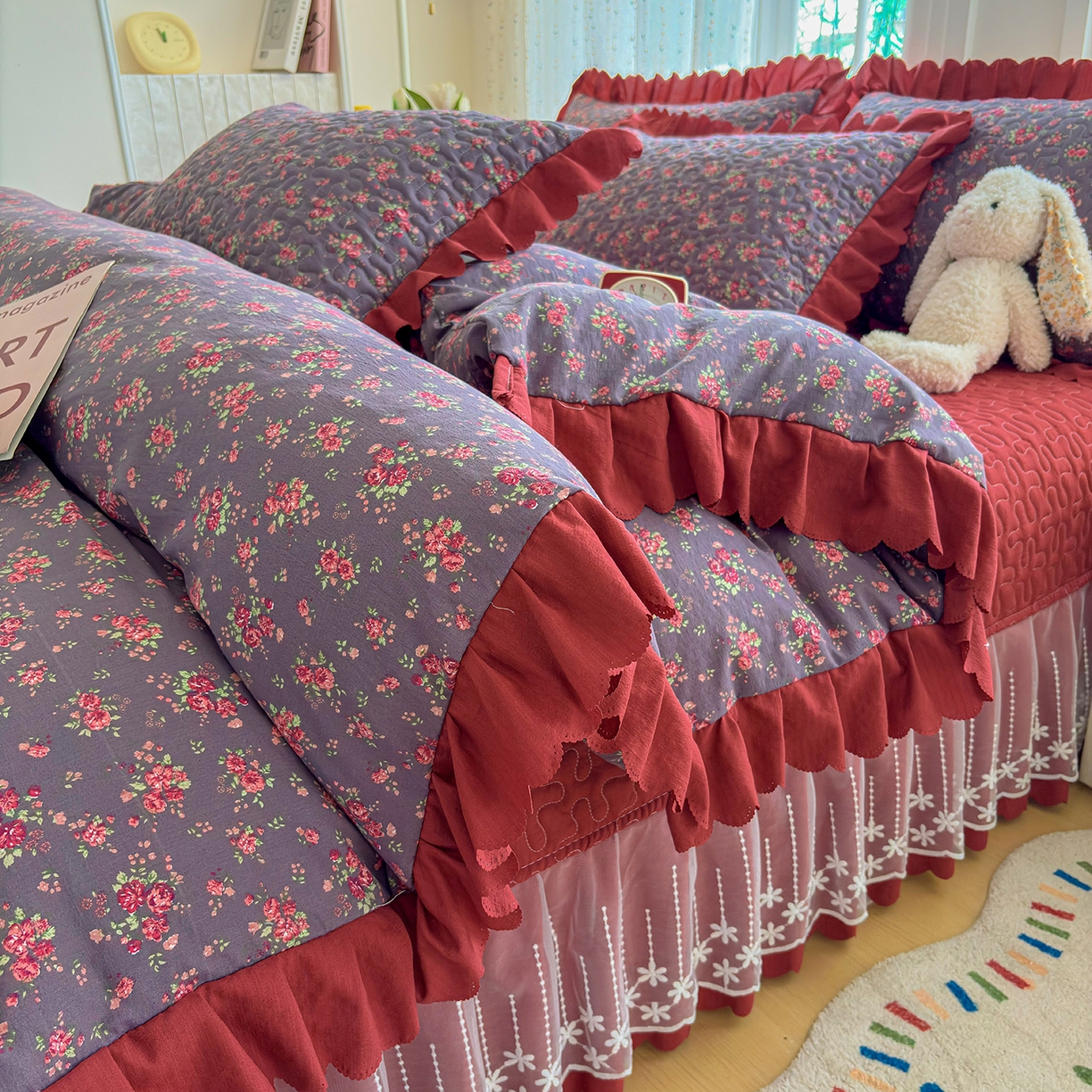 91家纺网 家纺一手货源 找家纺 绒耀家纺 2026春夏直播爆款泡芙棉云感双层纱皱皱纱韩式花边夏被四件套 花仙谷-AB