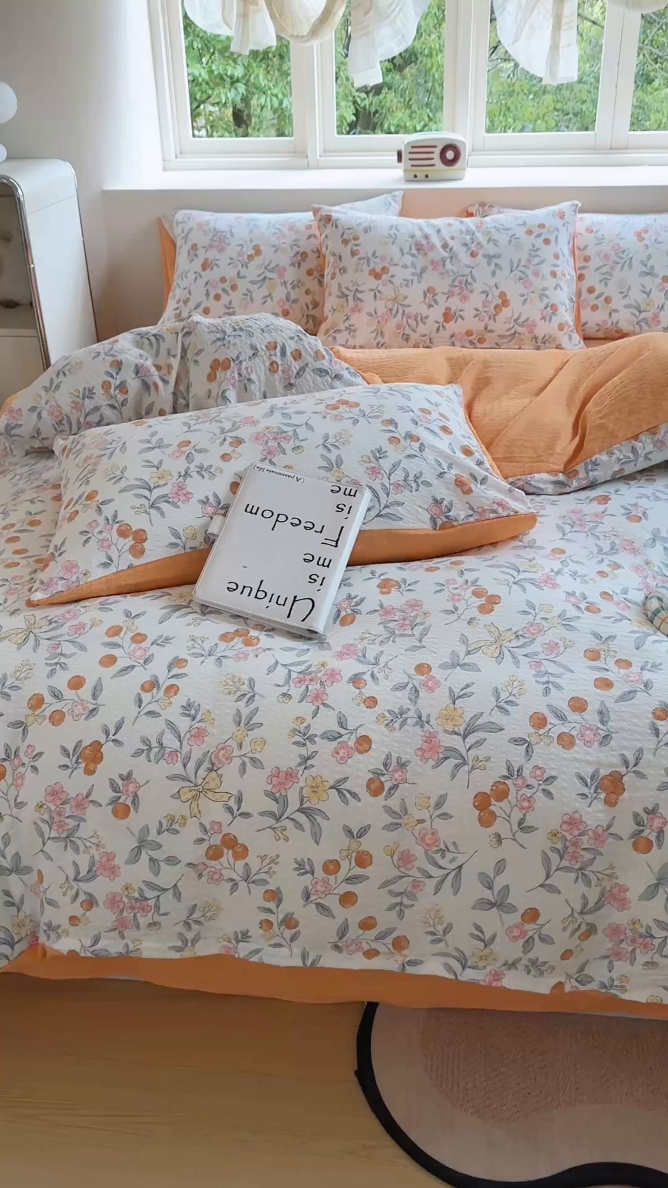 91家纺网 家纺一手货源 找家纺 桔禾家纺 2026春夏新款小清新A类超柔泡芙棉泡泡纱双层纱四件套 石榴花开