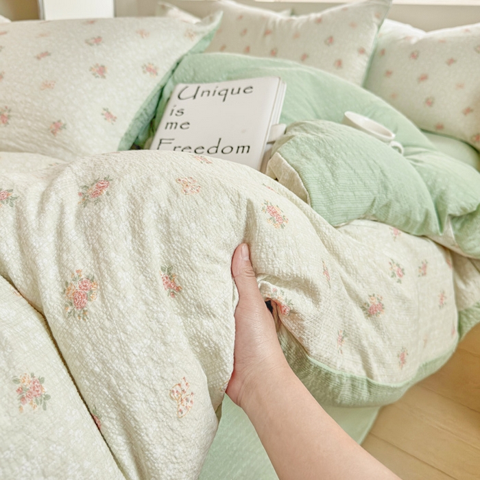 91家纺网 家纺一手货源 找家纺 桔禾家纺 2026春夏新款小清新A类超柔泡芙棉泡泡纱双层纱四件套 碎花集