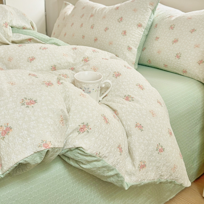 91家纺网 家纺一手货源 找家纺 桔禾家纺 2026春夏新款小清新A类超柔泡芙棉泡泡纱双层纱四件套 碎花集