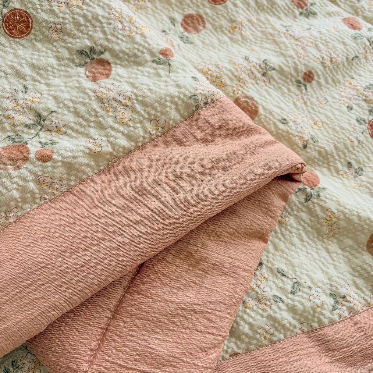 91家纺网 家纺一手货源 找家纺 绒耀家纺 2026春夏直播爆款泡芙棉云感双层纱皱皱纱韩式花边夏被四件套 事事如意