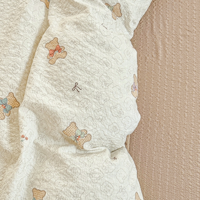 91家纺网 家纺一手货源 找家纺 桔禾家纺 2026春夏新款小清新A类超柔泡芙棉泡泡纱双层纱四件套 云朵熊