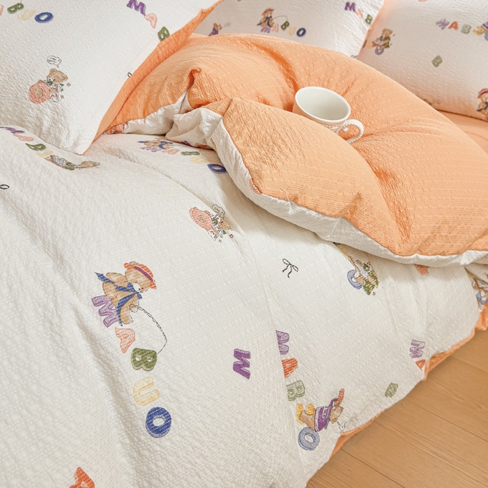 91家纺网 家纺一手货源 找家纺 桔禾家纺 2026春夏新款小清新A类超柔泡芙棉泡泡纱双层纱四件套 熊趣