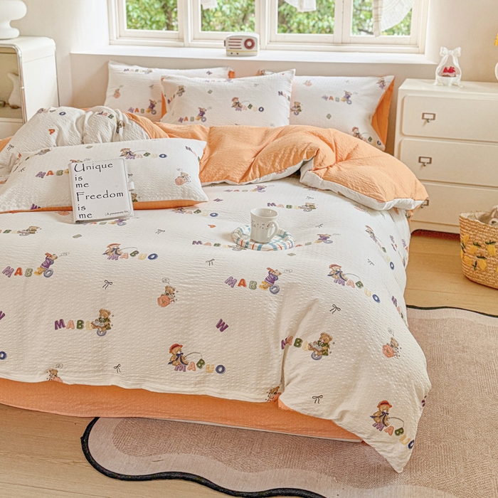 91家纺网 家纺一手货源 找家纺 桔禾家纺 2026春夏新款小清新A类超柔泡芙棉泡泡纱双层纱四件套 熊趣