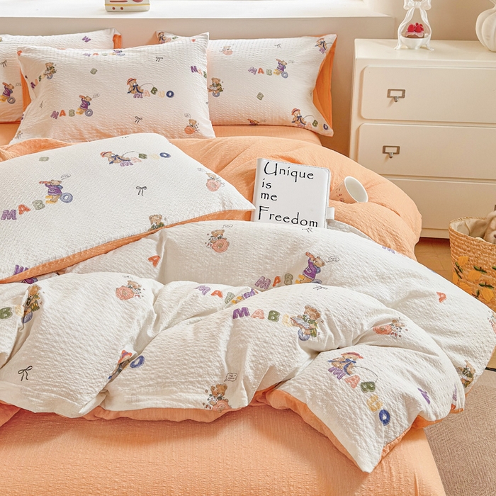 91家纺网 家纺一手货源 找家纺 桔禾家纺 2026春夏新款小清新A类超柔泡芙棉泡泡纱双层纱四件套 熊趣