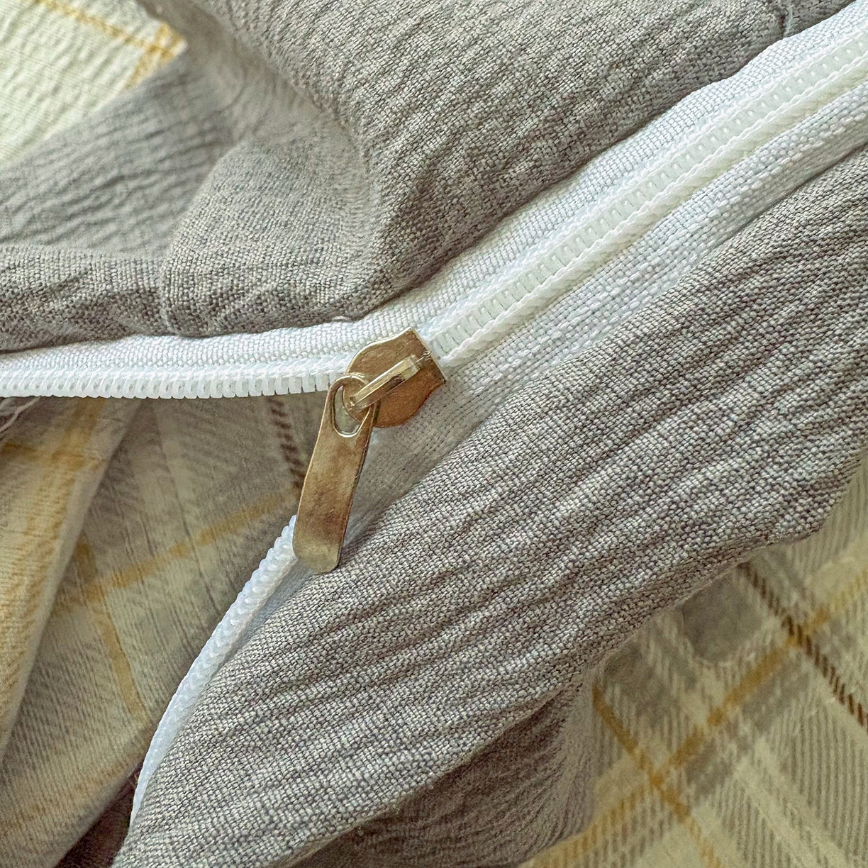 91家纺网 家纺一手货源 找家纺 绒耀家纺 2026春夏直播爆款泡芙棉云感双层纱皱皱纱韩式花边夏被四件套 旺旺大队