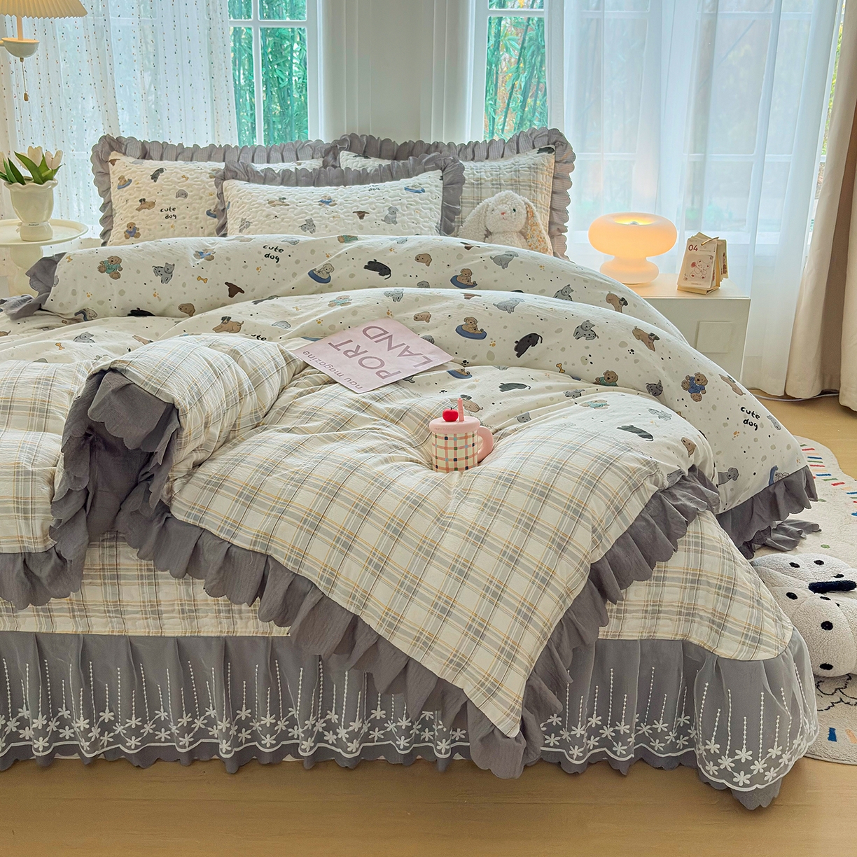 91家纺网 家纺一手货源 找家纺 绒耀家纺 2026春夏直播爆款泡芙棉云感双层纱皱皱纱韩式花边夏被四件套 旺旺大队