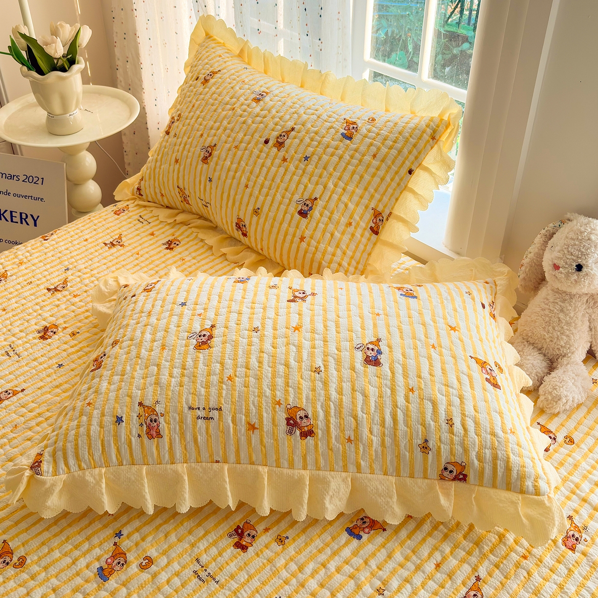 91家纺网 家纺一手货源 找家纺 绒耀家纺 2026春夏直播爆款泡芙棉云感双层纱皱皱纱韩式花边夏被四件套 星星人