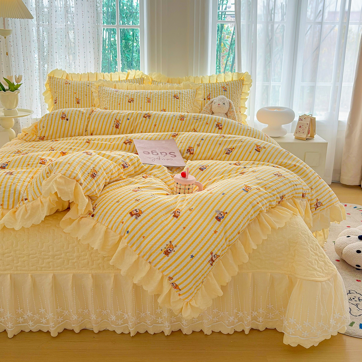 91家纺网 家纺一手货源 找家纺 绒耀家纺 2026春夏直播爆款泡芙棉云感双层纱皱皱纱韩式花边夏被四件套 星星人-AB