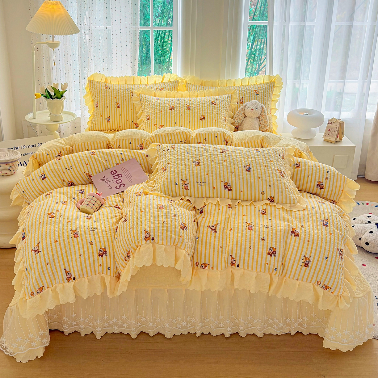 91家纺网 家纺一手货源 找家纺 绒耀家纺 2026春夏直播爆款泡芙棉云感双层纱皱皱纱韩式花边夏被四件套 星星人-AB