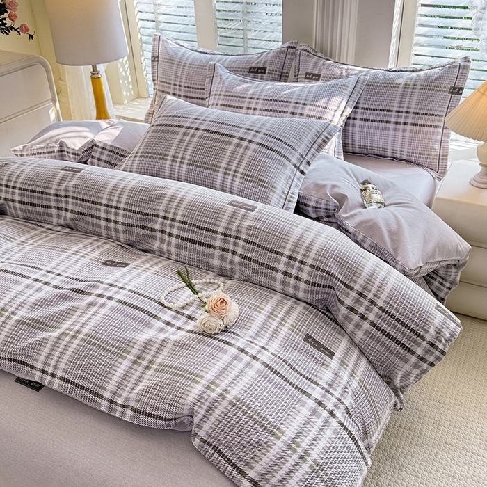 91家纺网 家纺一手货源 找家纺 木易家居 2026新款全棉磨毛印花四件套匆匆那年