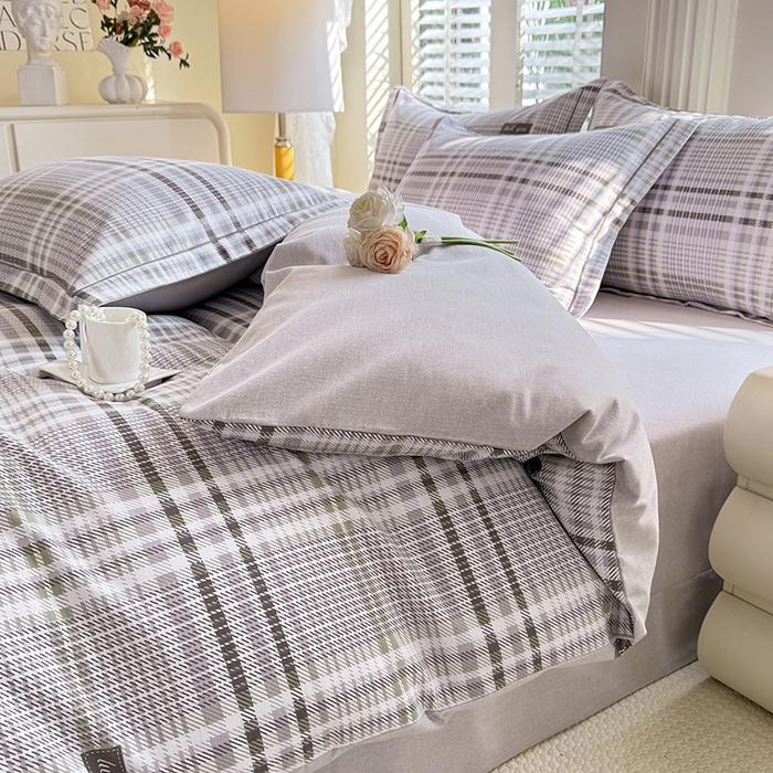 91家纺网 家纺一手货源 找家纺 木易家居 2026新款全棉磨毛印花四件套匆匆那年