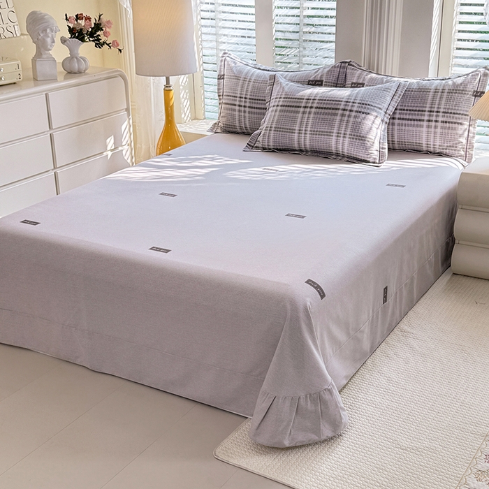 91家纺网 家纺一手货源 找家纺 木易家居 2026新款全棉磨毛印花四件套匆匆那年