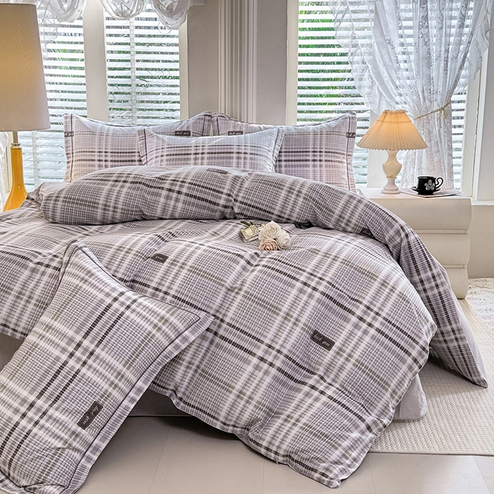 91家纺网 家纺一手货源 找家纺 木易家居 2026新款全棉磨毛印花四件套匆匆那年